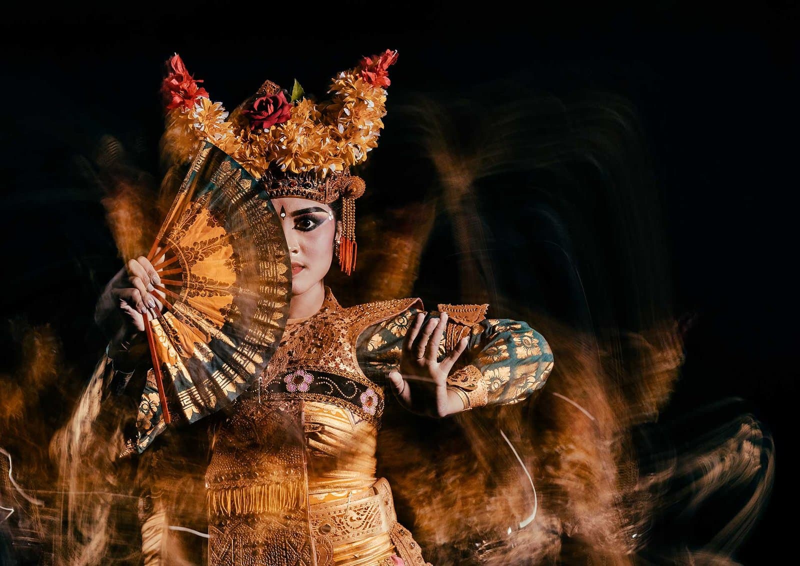 Hajigak Pass, Where Mountains Stand and Rivers Flow